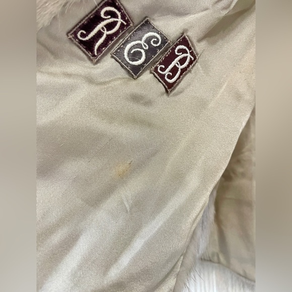 Silver’s of Topeka Stunning Custom Vintage Silver Mink Cape Small - Picture 5 of 9